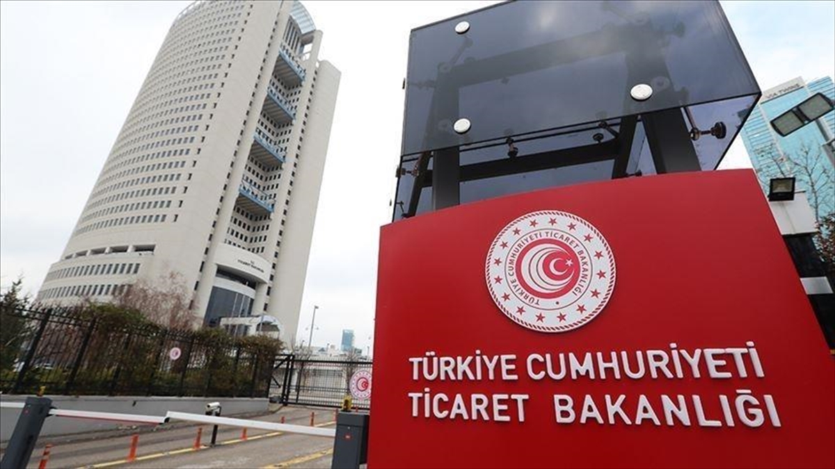 Ticari Hayata İlişkin Bir Dizi Düzenleme 1 Ocak'tan İtibaren Yürürlüğe Girecek