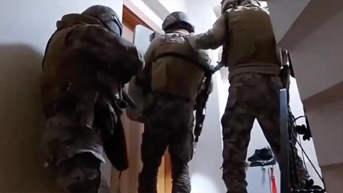 Kafes-29 Operasyonlarında 2 Bölgesel Suç Örgütü Çökertildi