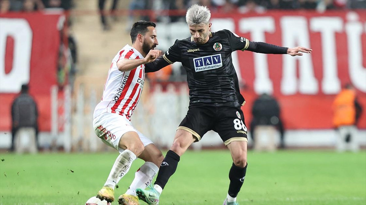 Antalya'da Golsüz Beraberlik