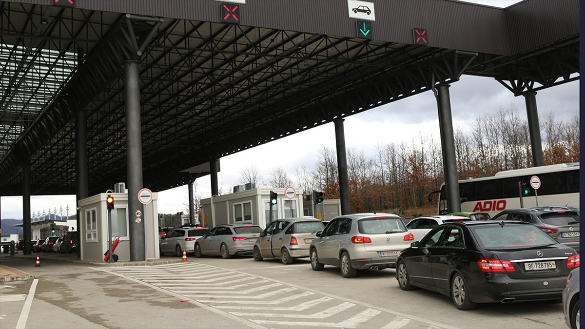 Ab, Kosova İle Sırbistan’ın Birbirlerinin Araç Plakalarını Resmen Tanımasını Memnuniyetle Karşıladı