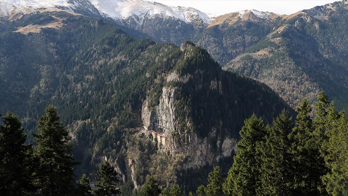 Trabzon'da 2023'te 1 Milyon 319 Bin 299 Turist Konakladı