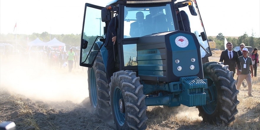 Elektrikli Traktör Yıllık 133 Bin Lira Yakıt Tasarrufu Sağlayacak
