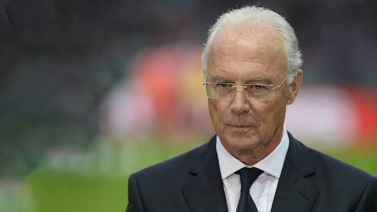 Futbol Dünyasının "imparator" Lakaplı Efsanesi Beckenbauer Hayatını Kaybetti