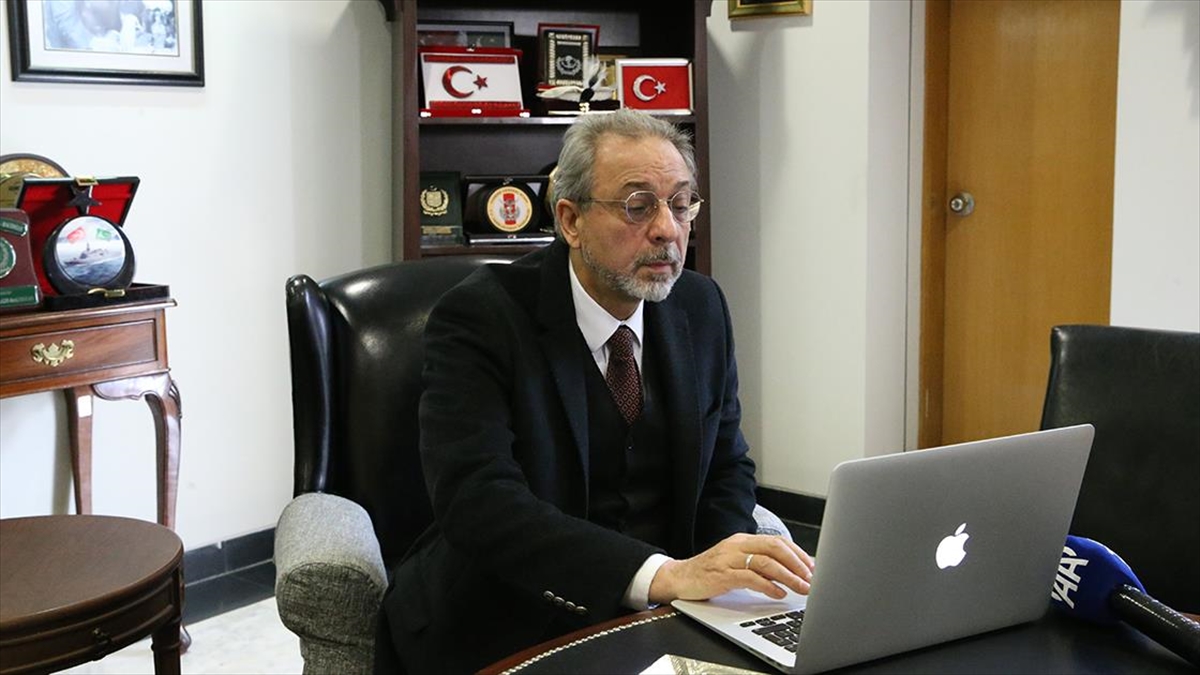 Türkiye'nin İslamabad Büyükelçiliğinde, Aa'nın "yılın Kareleri" Oylandı