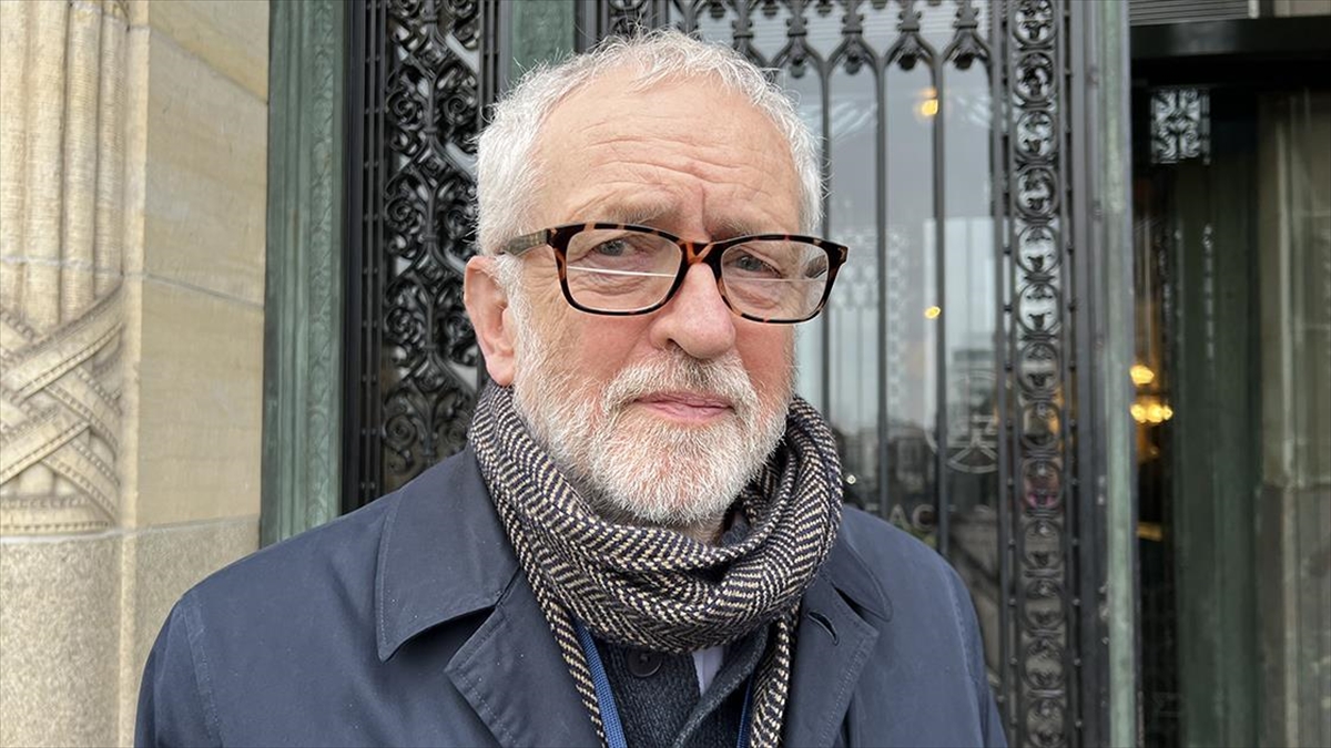İngiltere'de Eski Ana Muhalefet Lideri Corbyn: Lahey'deki Davayla Filistin Halkının Yaşadığı Dehşete Tüm Dünya Odaklandı