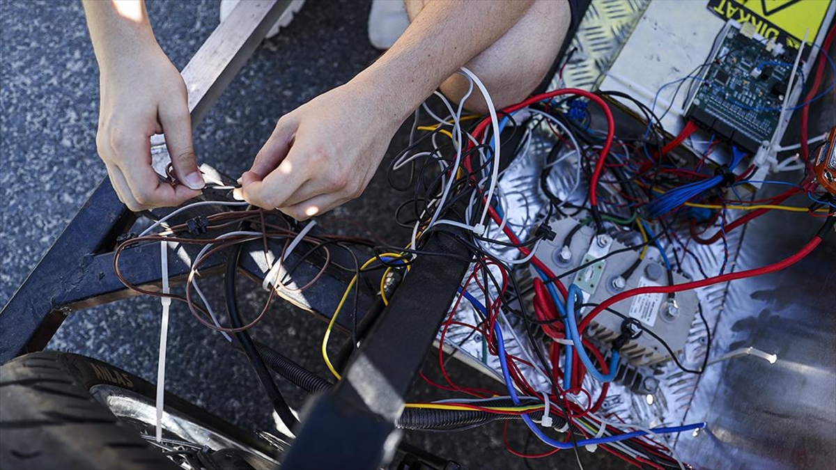 "enerjinin Yıldızları" Projesi İle Elektrik Dağıtım Sektörüne "yıldız" Yağdı