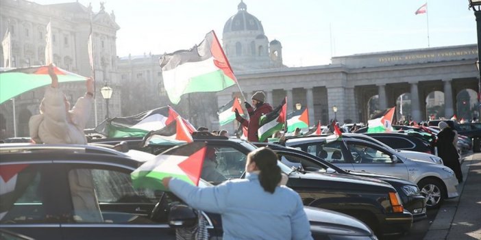 Viyana'da "filistin'e Destek Konvoyu" Düzenlendi