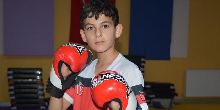 Depremzede Kick Boksçu Zekeriya Hamza'nın Hedefi Avrupa Şampiyonluğu