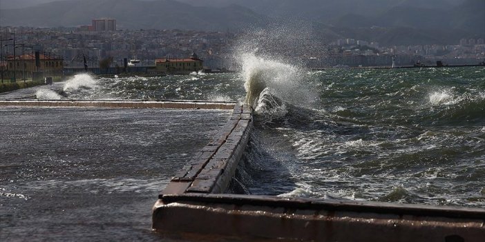 Meteorolojiden Orta Ve Güney Ege'de Fırtına Uyarısı