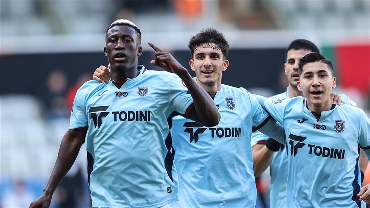 Rams Başakşehir, Kupada Son 16 Turuna Yükseldi