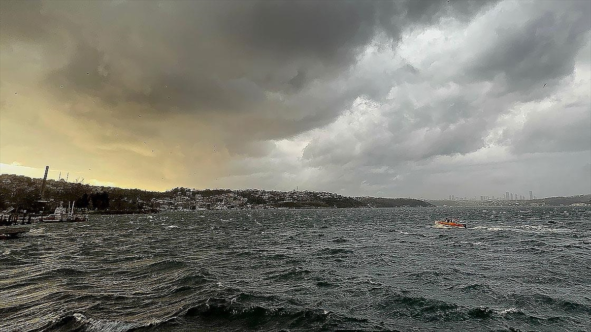 Meteorolojiden Marmara Bölgesi'ndeki 6 İl İçin Fırtına Uyarısı