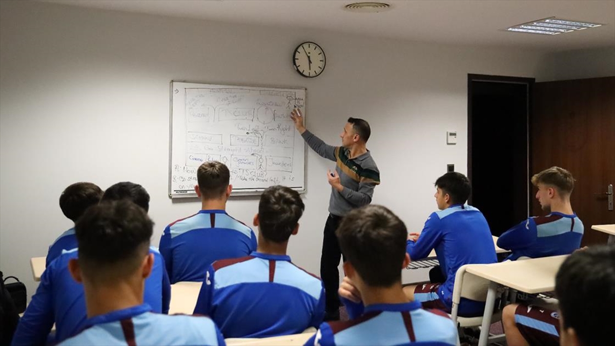 Trabzonspor Altyapıdan Örnek Sporcular Yetiştirmeyi Hedefliyor