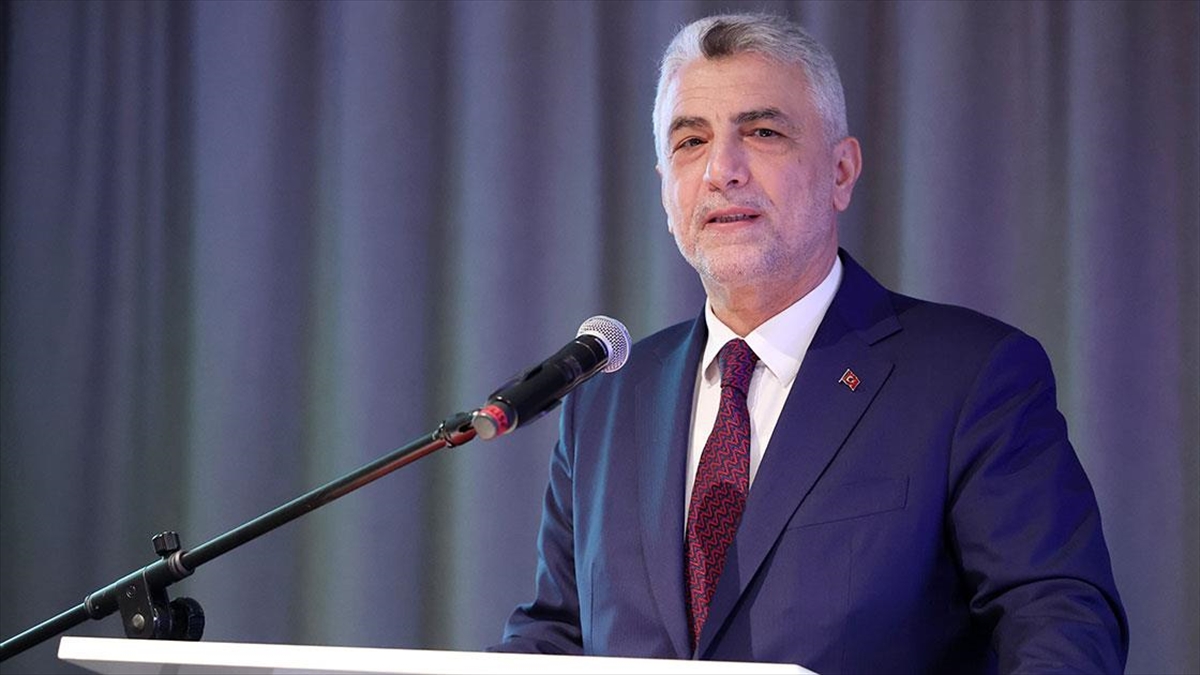 Ticaret Bakanı Bolat: İhracatı Destekleyici Savunma Araçlarını Kullanmaya Devam Edeceğiz
