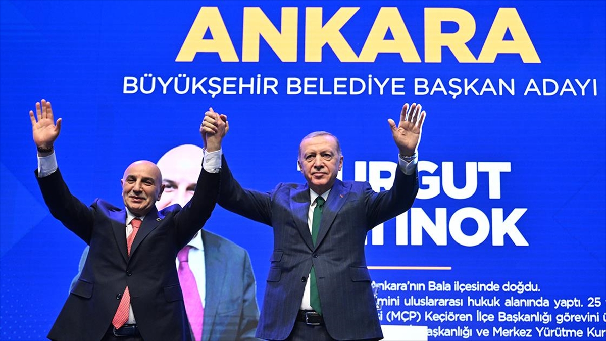 Ak Parti'nin 17'si Büyükşehir, 48 İldeki Belediye Başkan Adayları Tanıtıldı