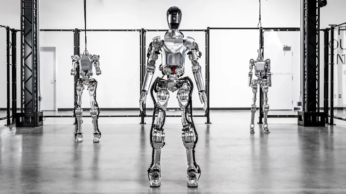 İnsansı robotlar BMW’de işe başlıyor: Gelişim inanılmaz