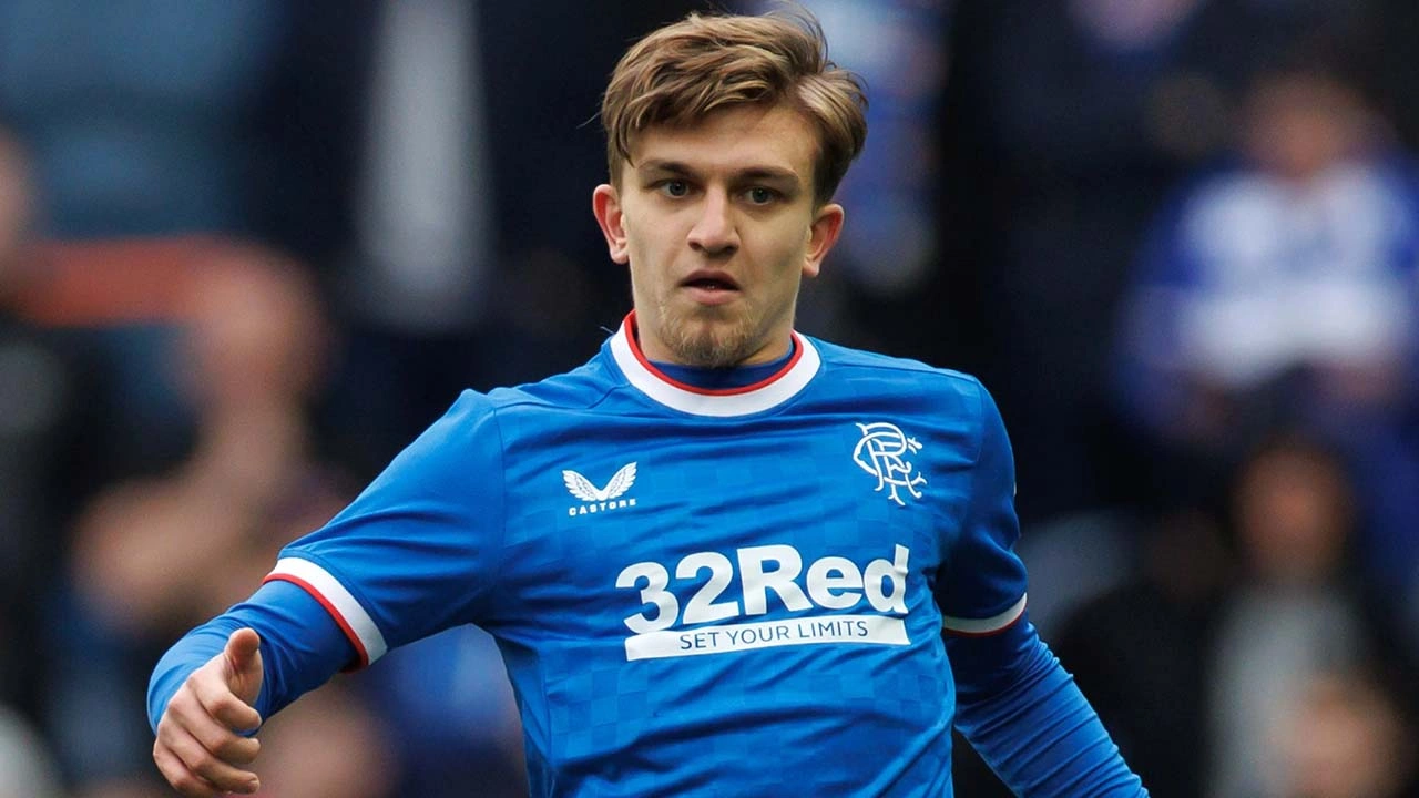 Beşiktaş'ın genç oyuncusu Galatasaray'da! Sol bek sorunu çözülüyor