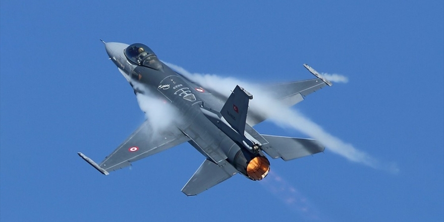 Irak'ın Kuzeyinde Teröristlere Ait 13 Hedef Vuruldu