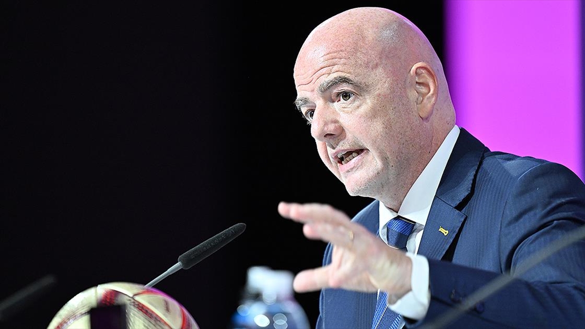 Fıfa Başkanı Infantino'dan Irkçılığa Karşı "hükmen Mağlubiyet" Çağrısı