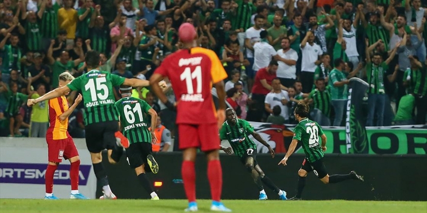 Süper Lig Denizlispor'un Galibiyetiyle Başladı