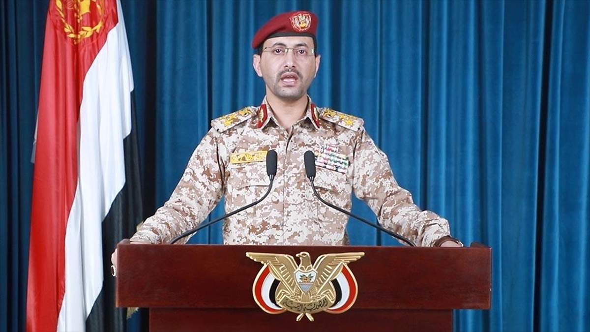 Husiler, Aden Körfezi'nde Abd'ye Ait Bir Gemiyi Hedef Aldıklarını Duyurdu