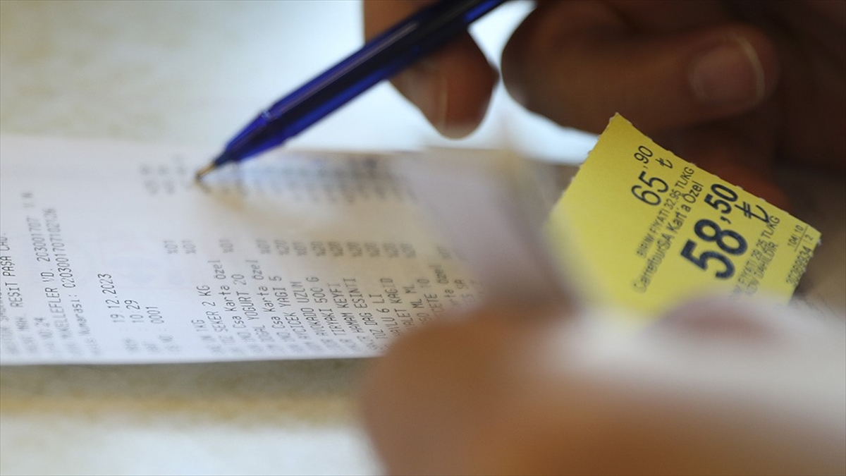 Fahiş Fiyat Artışı Ve Stokçuluk Yapan İşletmelere 103,2 Milyon Lira Ceza Uygulandı