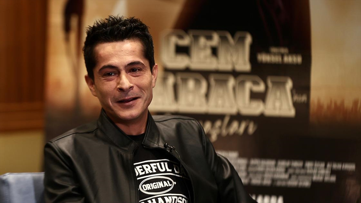 "cem Karaca'nın Gözyaşları" Filminin Başrol Oyuncusu İsmail Hacıoğlu, Film Sürecini Aa Muhabirine Anlattı