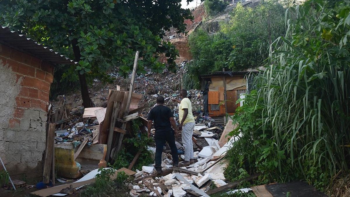 Brezilya'da Seller Nedeniyle Bir Haftada 12 Kişi Hayatını Kaybetti