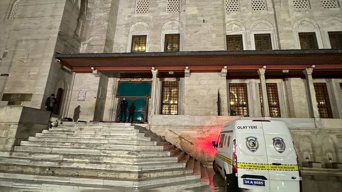 Fatih Camisi'ndeki Bıçaklı Saldırgana 34,5 Yıla Kadar Hapis İstemi