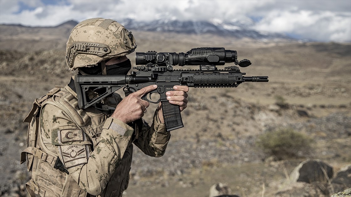 Suriye'nin Kuzeyinde 5 Pkk/ypg'li Terörist Etkisiz Hale Getirildi