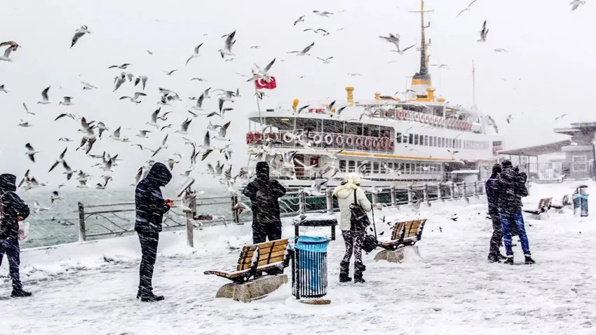 Beklenen kar İstanbul'a geliyor!