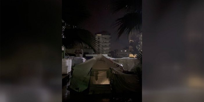 Gazze Şeridi'nde Yüz Binlerce İnsanın Sığındığı Alanlar Yağmur Sularının Altında Kaldı