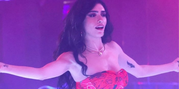 Pavyonların gerçek yüzünü o şarkıcı anlattı