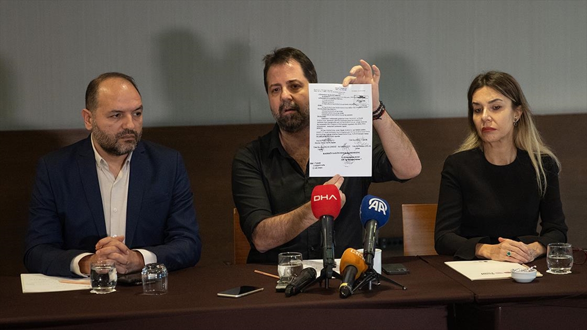 "cem Karaca'nın Gözyaşları" Filmine İlişkin Davalarla İlgili Açıklamalar Yapıldı