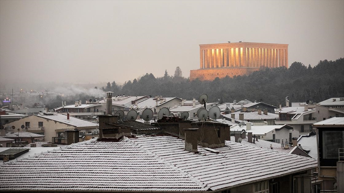 Başkentte Kar Yağışı Etkili Oldu