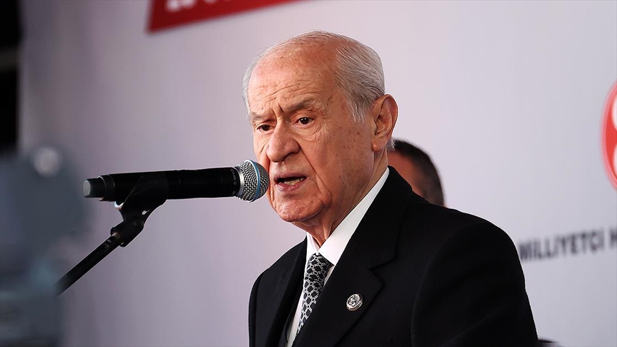 Bahçeli: ABD'nin Komşu Ülkelerdeki Varlığı Gayrimeşrudur