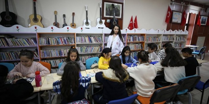 Sibel Öğretmen Ve Öğrencileri Yarıyıl Tatilinde De Bir Arada
