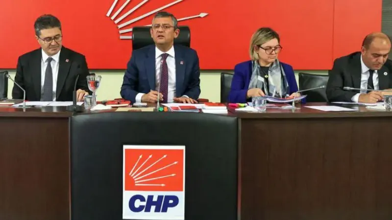 CHP MYK Toplantısında Kriz…