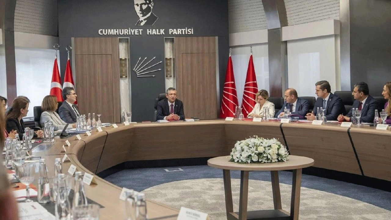 CHP'de İzmir düğümü çözülüyor