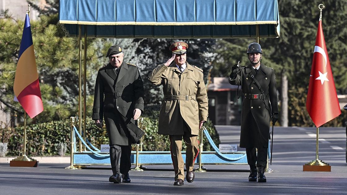 Genelkurmay Başkanı Gürak, Rumen Mevkidaşıyla Görüştü