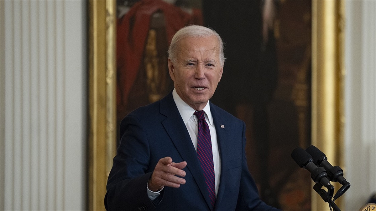 Biden, Seçim Konuşmasında Macron'u Eski Fransa Cumhurbaşkanı Mitterrand İle Karıştırdı