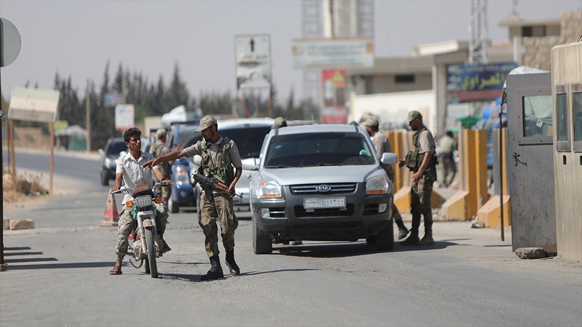 Pkk/ypg'nin Zorla Silah Altına Alma Uygulamasından Kaçan Arap Gençleri Smo Bölgelerine Sığınıyor