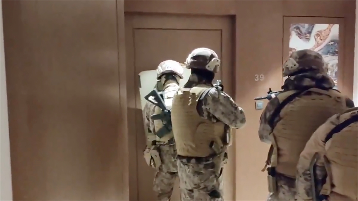 Kafes-33 Operasyonlarında 9 Şüpheli Yakalandı