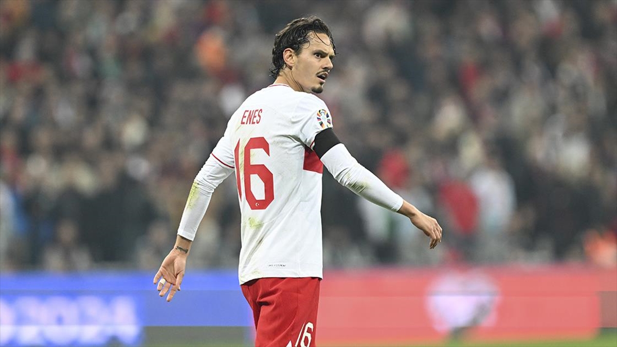 Enes Ünal, İngiltere'nin Bournemouth Kulübüne Transfer Oldu
