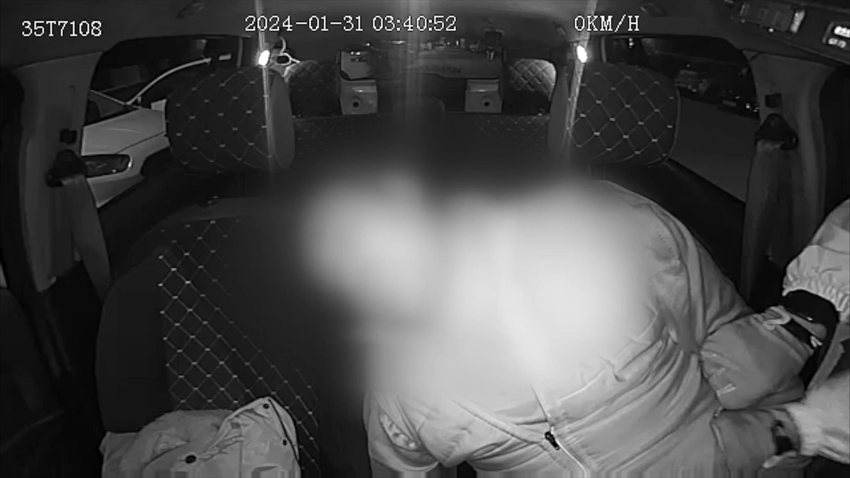 İzmir'de Taşıdığı Yolcu Tarafından Vurulan Taksi Şoförü Hayatını Kaybetti