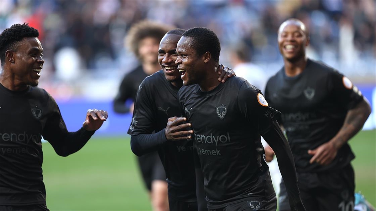 Hatayspor 3 Puanı 3 Golle Aldı