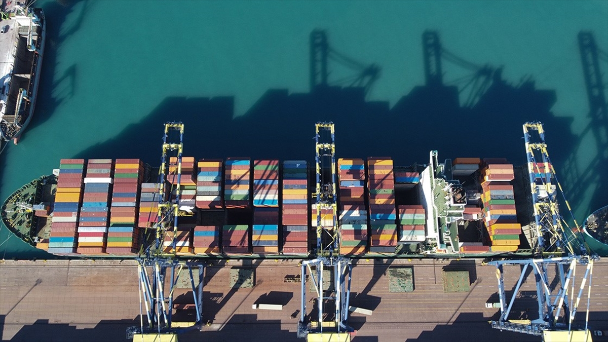 Ege'de İhracatın İthalatı Karşılama Oranı Yüzde 203 Oldu