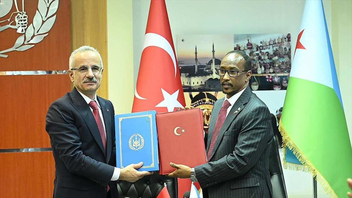 Bakan Uraloğlu'ndan "kalkınma Yolu"nda İşbirliği Çağrısı