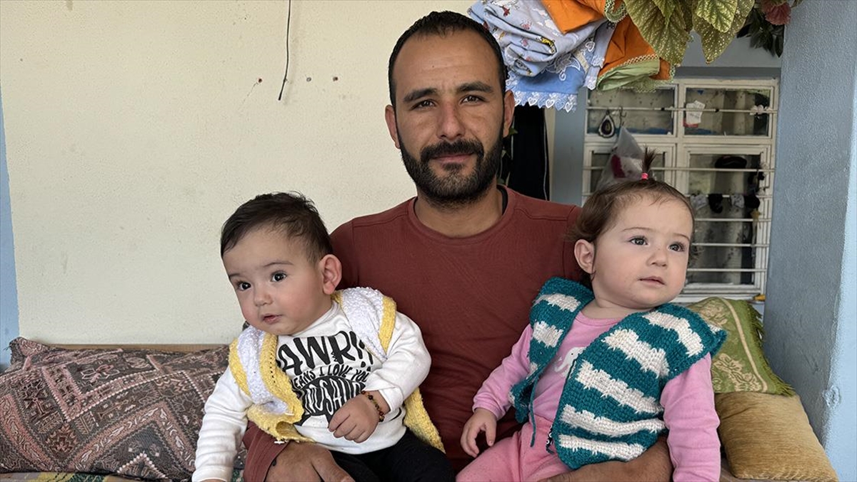 Yeni Doğum Yapan Eşini Depremde Kaybeden Baba, İkizlerine Hem Anne Hem Baba Oldu