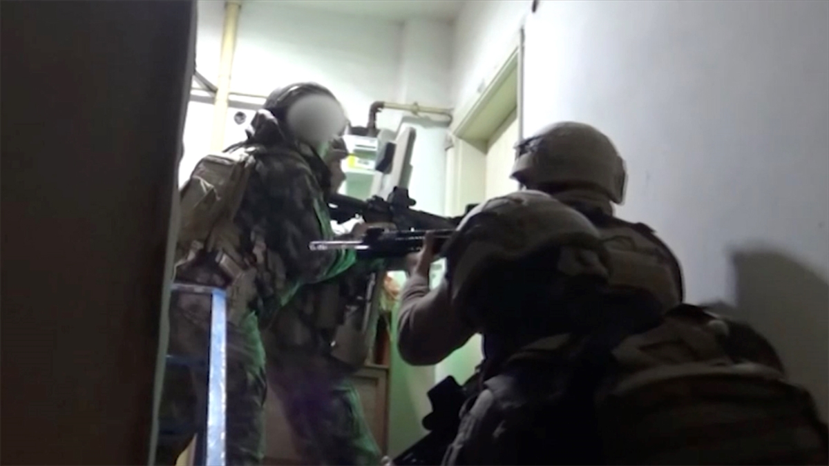 Mossad'a Para Karşılığı Bilgi Sağlayan 7 Şüpheli Tutuklandı