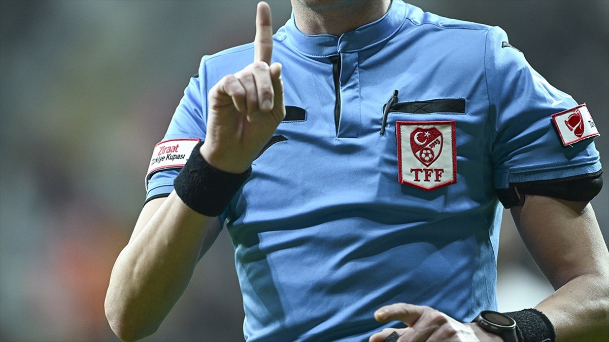 Derbi maçın hakemi belli oldu